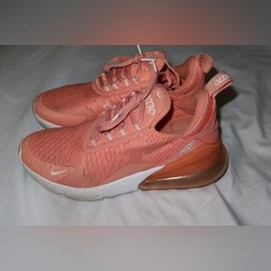 Women’s Nike size US 6